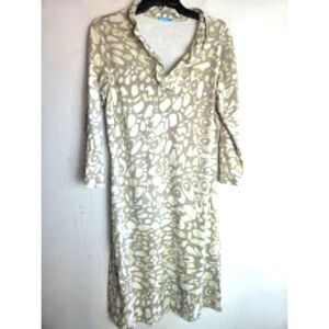 J.McLaughlin Durham Ruffle V-Neckline Taupe Grey White Geo Print Dress sz Large